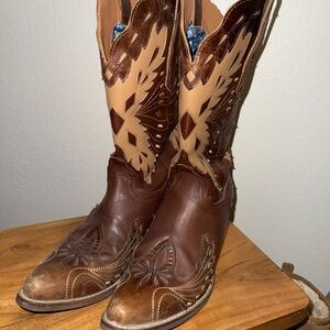 Dingo Two-Tone Western Boots